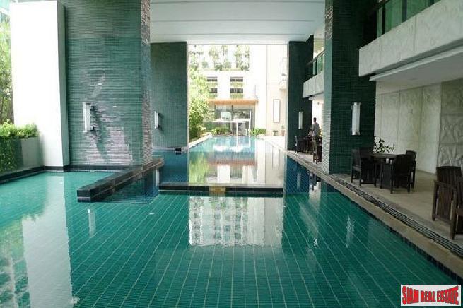 The Address Chidlom | Convenient and Quiet High End Condo