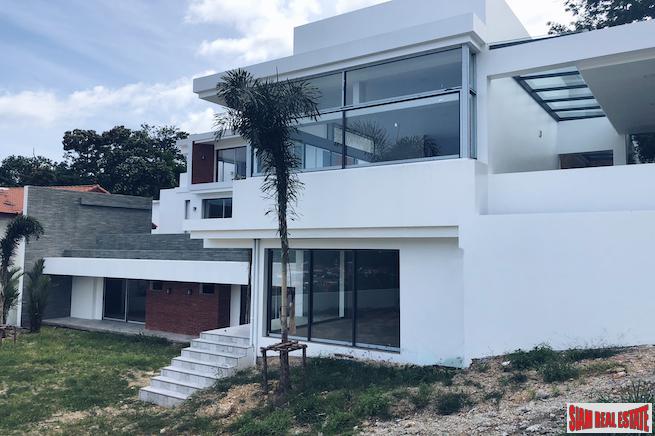 Sea View Prestigious Six Bedroom Pool Villa for Sale in New Kamala Development