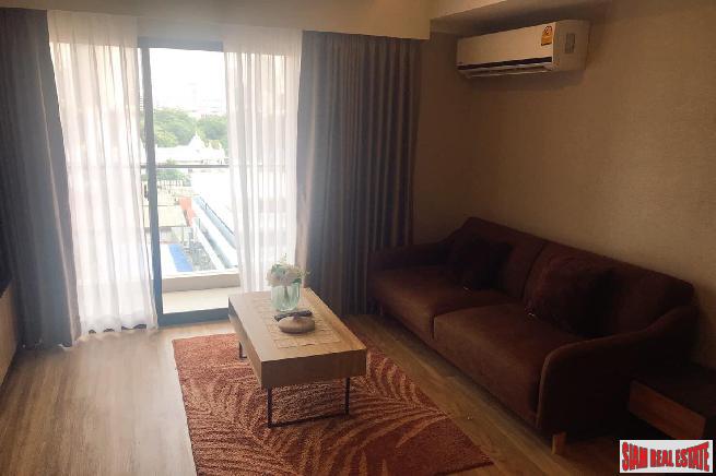 Blossom Condo @ Sathorn-Charoenrat