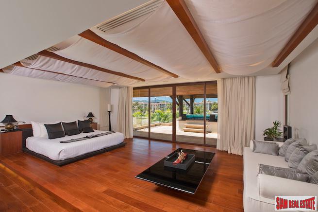 The Waterfront Royal Villas | Five Bedroom Luxury House with 23m Private Boat Berth for Sale