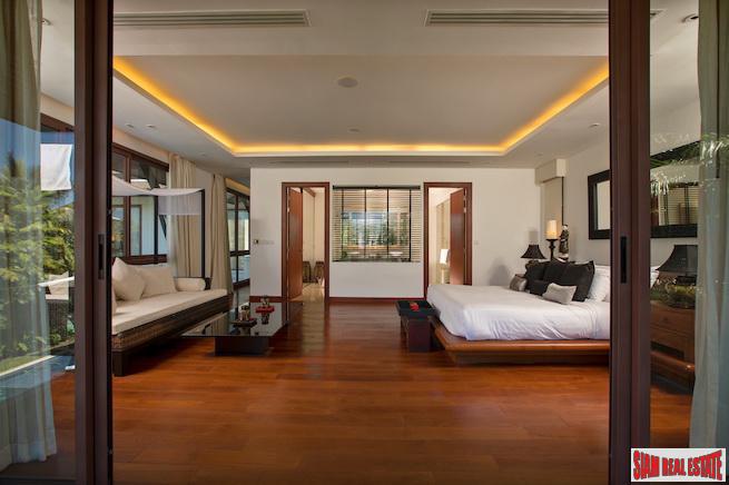 The Waterfront Royal Villas | Five Bedroom Luxury House with 23m Private Boat Berth for Sale