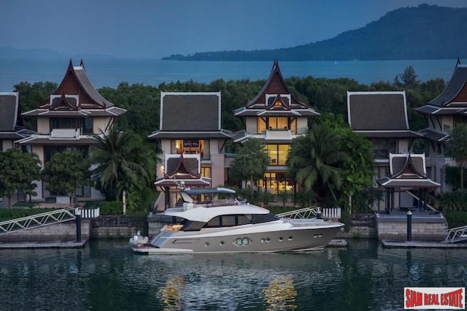 The Waterfront Royal Villas | Five Bedroom Luxury House with 23m Private Boat Berth for Sale