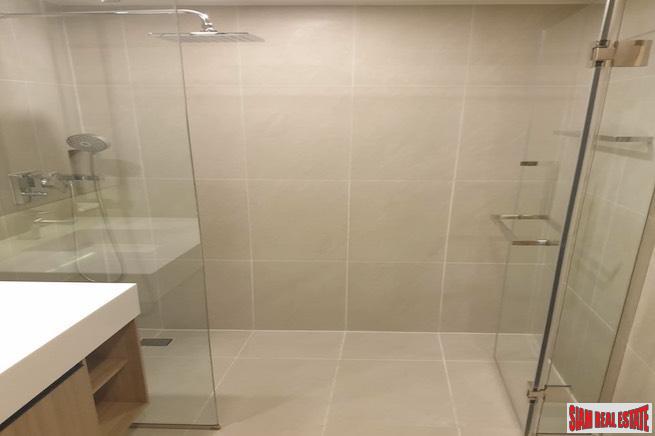 Na Va Ra Residence | New Modern One Bedroom Condo for Rent only 500 m. to BTS Chitlom