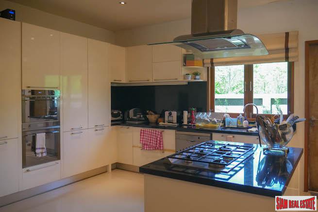 Mission Hills Tropics | Four Bedroom House with Large Gardens & Private Gardens for Sale