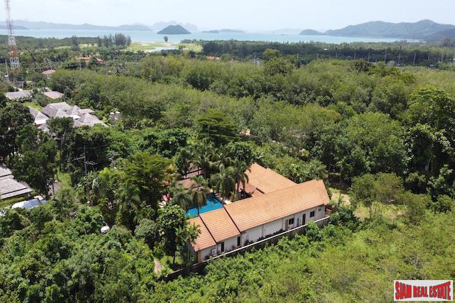 Mission Hills Tropics | Four Bedroom House with Large Gardens & Private Gardens for Sale