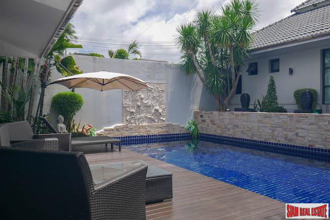 Loch Palm Courtyard Villas | Large Well Maintained Three Bedroom Villa with Large Private Swimming Pool