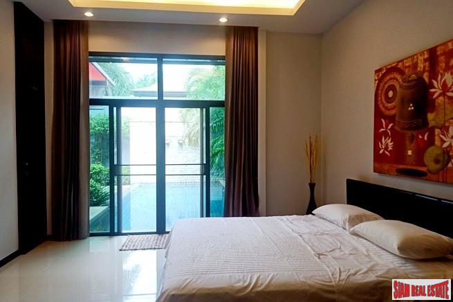 Saiyuan Estate | Nice Two Bedroom Corner Unit with Extra Space and Windows for Sale in Rawai