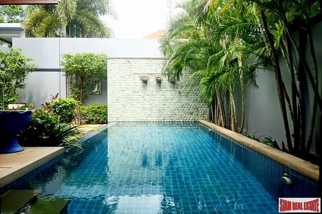 Saiyuan Estate | Nice Two Bedroom Corner Unit with Extra Space and Windows for Sale in Rawai