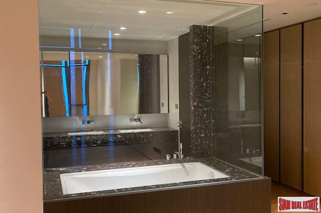Beatniq Sukhumvit 32 | Two Bedroom + 1 Study room Condo for Rent with Unblocked City Views in Thong Lo-12