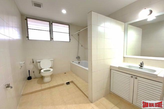 Wora Sukhumvit 49