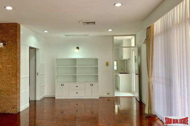 Wora Sukhumvit 49