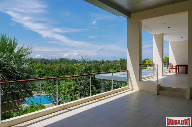 Ocean Breeze Resort & Suites