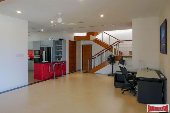 Layan Garden | Amazing Penthouse Condominium with Sea Views and Excellent Facilities For Rent