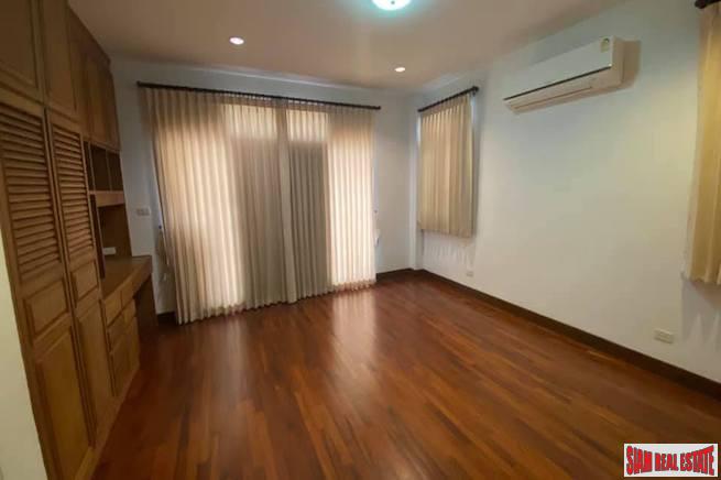 Four Bedroom Pet Friendly House for Rent Near BTS National Stadium-9