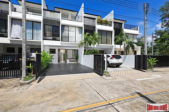 Laguna Park 1 | Bright & Cheerful Three Bedroom Three Storey House for Sale
