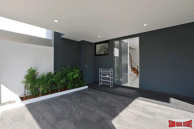 Laguna Park 2 | Contemporary Three Bedroom, Three Storey Townhouse with Private Pool for Sale