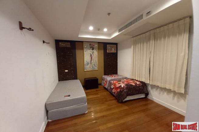 Bel Air Condominium | Huge 149 sqm Two Bedroom Condo with Partial Sea Views from the Balcony for Sale in Ao Makham