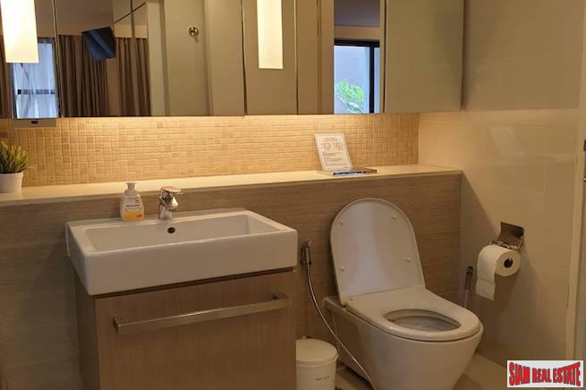 Mode Sukhumvit 61 | Big One Bedroom for Rent in a Low Rise Building Near BTS Ekkamai