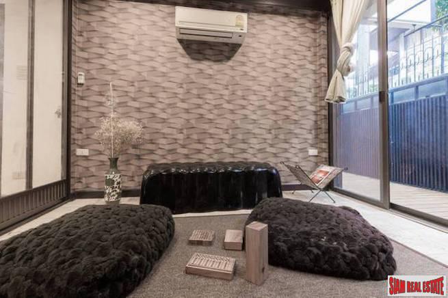 Two Storey Three Bedroom Single House for Rent on Sukhumvit 63-8
