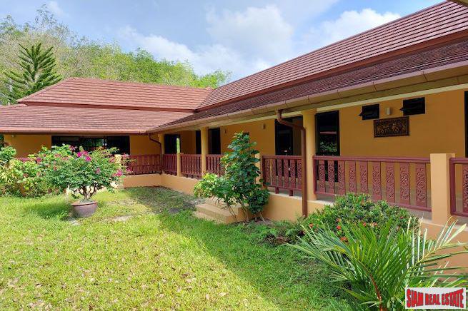 Nice Three Bedroom Single Storey House with Spacious Yard for Sale in Mission Hills