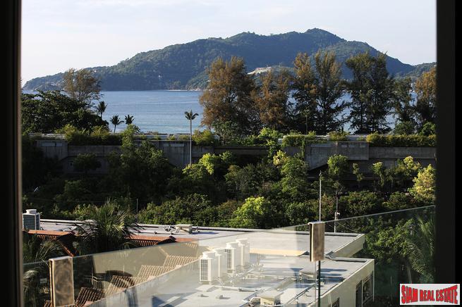 Absolute Twin Sands | Fantastic One Bedroom Penthouse with 180 Degree Sea Views for Sale in Patong