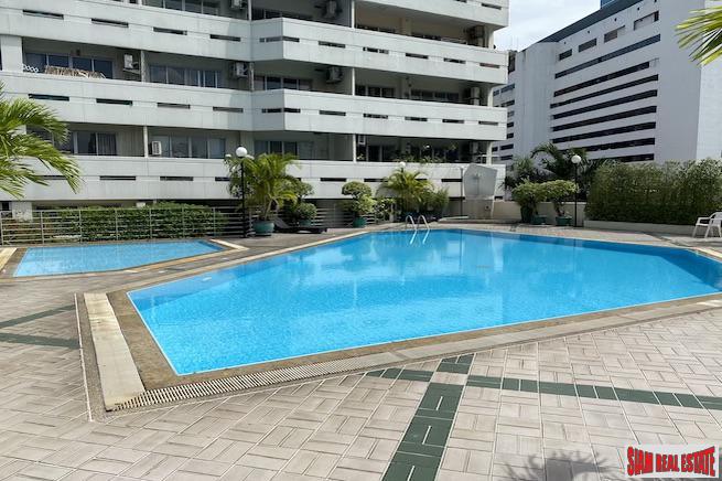 Capital O 445 Ongkara