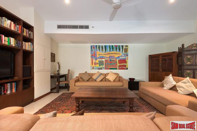 Loch Palm Courtyard | Glorious Five Bedroom Home with a Private Pool for Sale