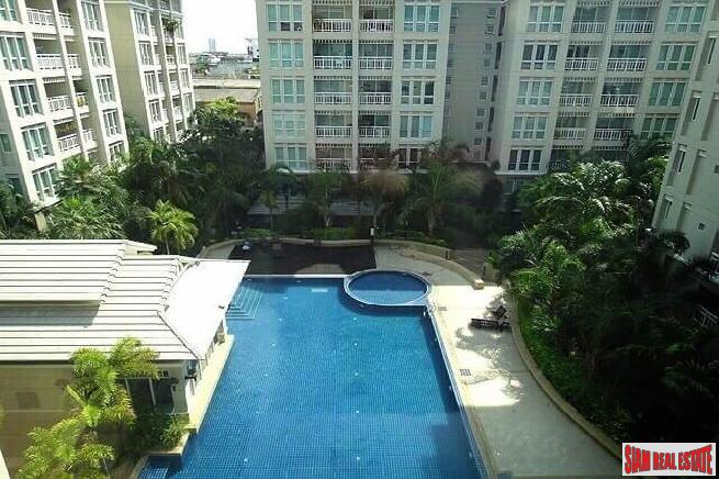 Life Sathorn – Narathiwas 22
