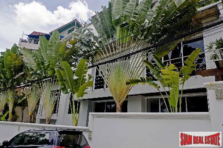 White House | Magnificent House with Sea Views for Sale in Tri Trang / Patong Area of Phuket