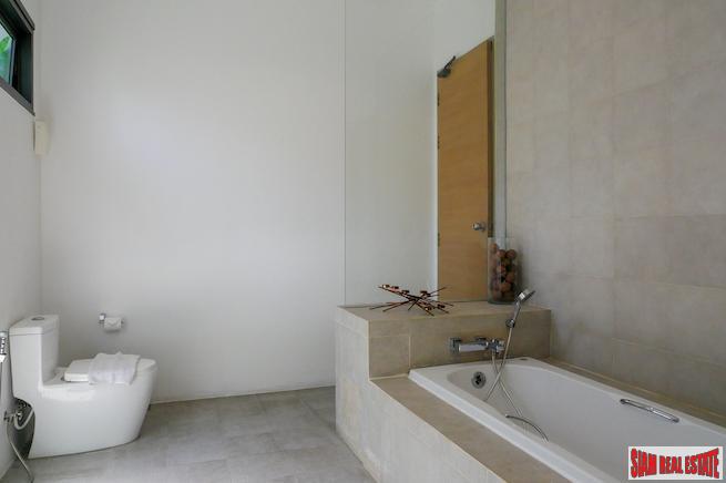 Deluxe One Bedroom Pool Villa for Sale near the Laguna Area-15