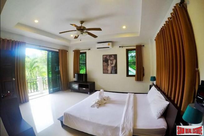 Balinese Style Three Bedroom Pool Villa near Loch Palm Golf Course in Kathu