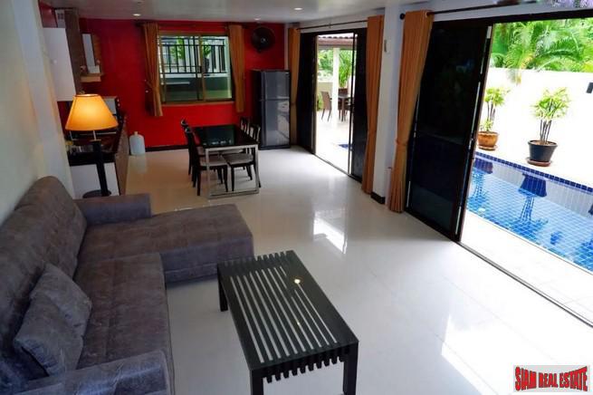 Balinese Style Three Bedroom Pool Villa near Loch Palm Golf Course in Kathu