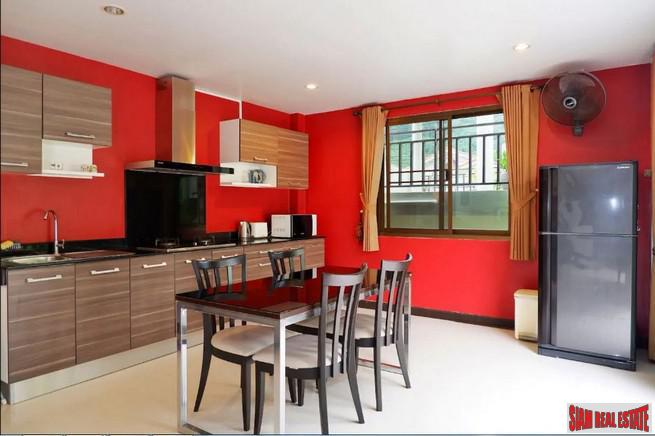 Balinese Style Three Bedroom Pool Villa near Loch Palm Golf Course in Kathu