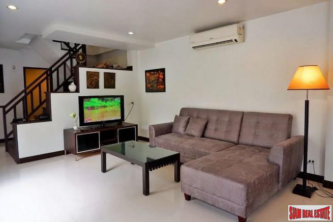 Balinese Style Three Bedroom Pool Villa near Loch Palm Golf Course in Kathu