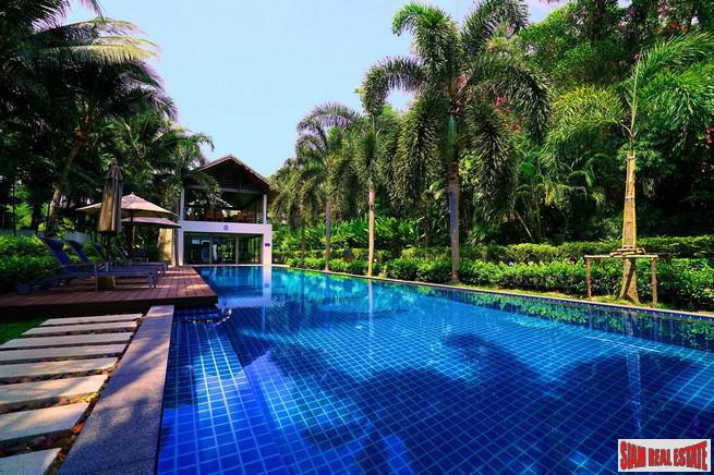 Tropical Two Bedroom Apartment in a Bang Tao Resort