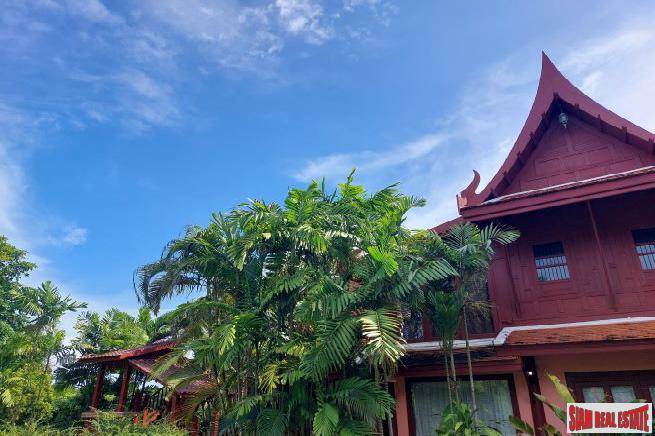 Three-Bedroom Thai-Style House in Ao Makham