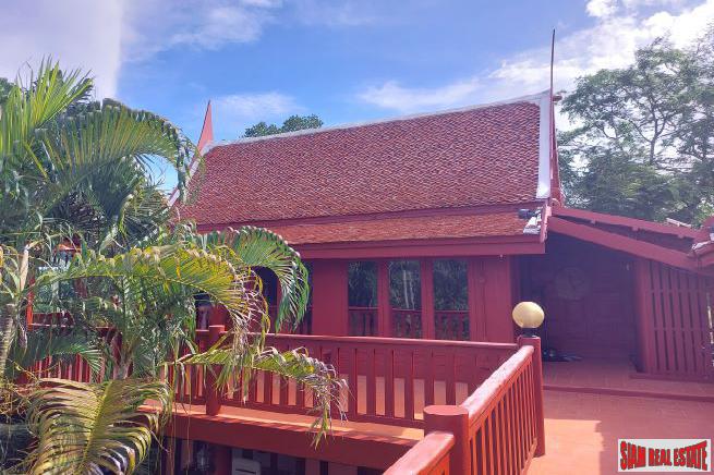 Three-Bedroom Thai-Style House in Ao Makham