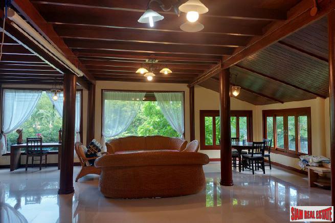 Three-Bedroom Thai-Style House in Ao Makham