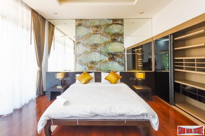 Three- to Four-Bedroom Townhome with Sea View Rooftop Pool in Rawai